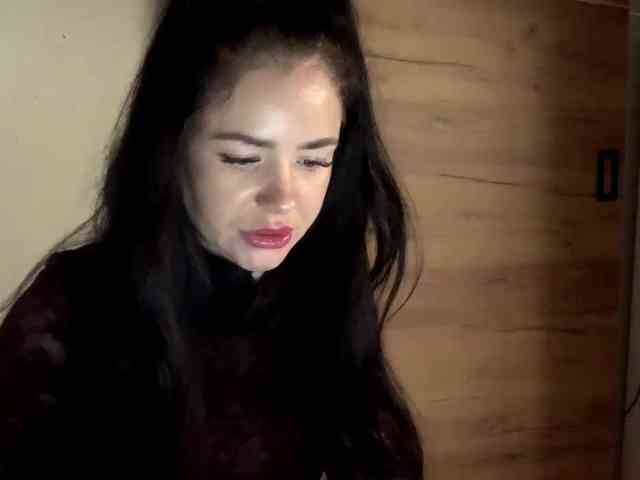 NicoleHotBody webcam