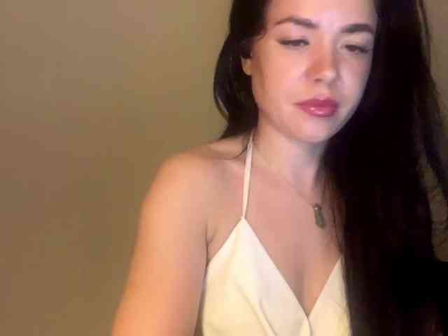 NicoleHotBody webcam