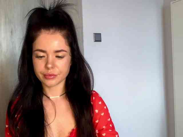 NicoleHotBody webcam