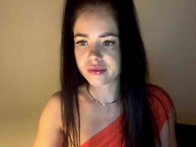 NicoleHotBody webcam