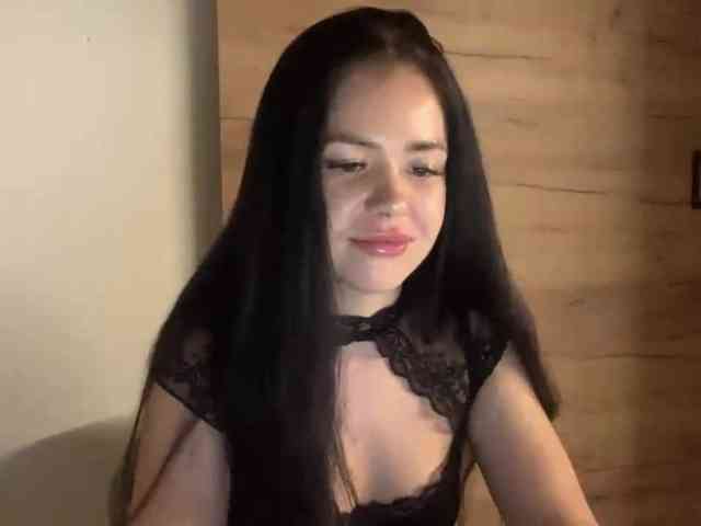 NicoleHotBody webcam