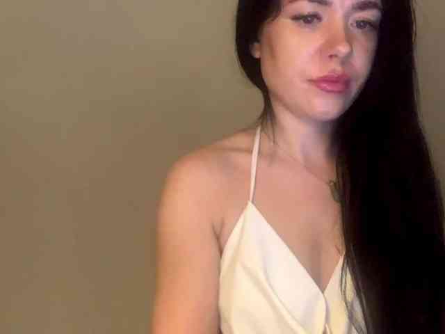 NicoleHotBody webcam