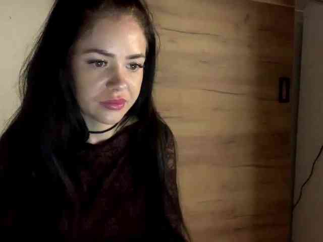 NicoleHotBody webcam