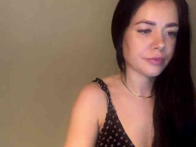 NicoleHotBody webcam