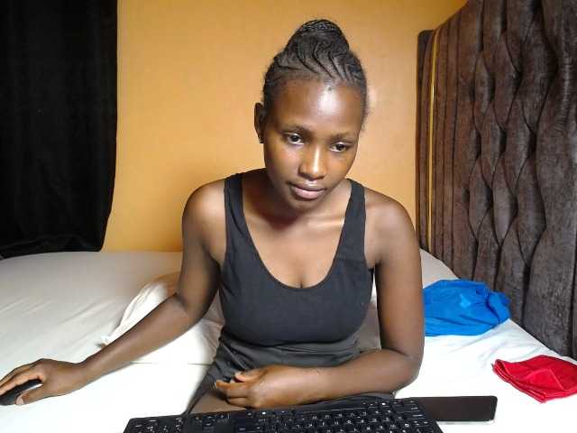 Oliviablue from BongaCams is Freechat