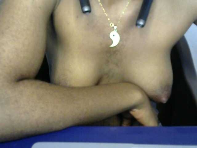 Goldencandi7 webcam