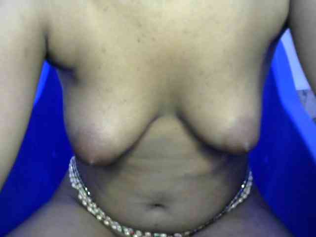 Goldencandi7 webcam