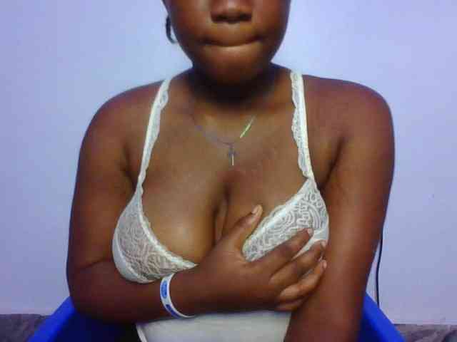 BahdgurlShelly7 webcam