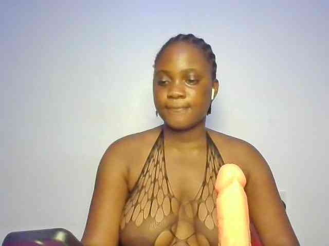 BahdgurlShelly7 Live Webcam on BongaCams