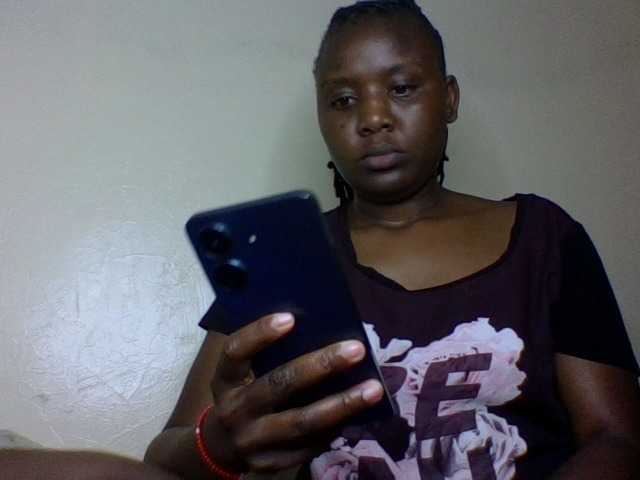 Roshan25 Live Cam on BongaCams