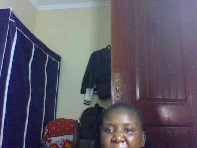 Roshan25 Live Webcam on BongaCams