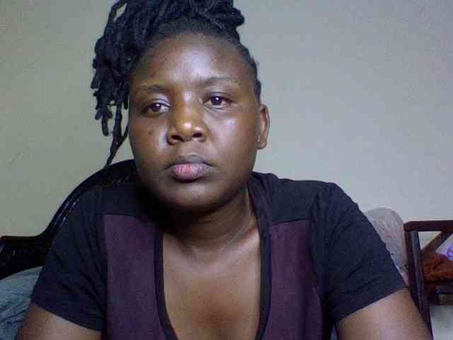 Roshan25 Live Webcam on BongaCams