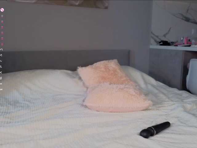 KallieTanney's BongaCams show and profile