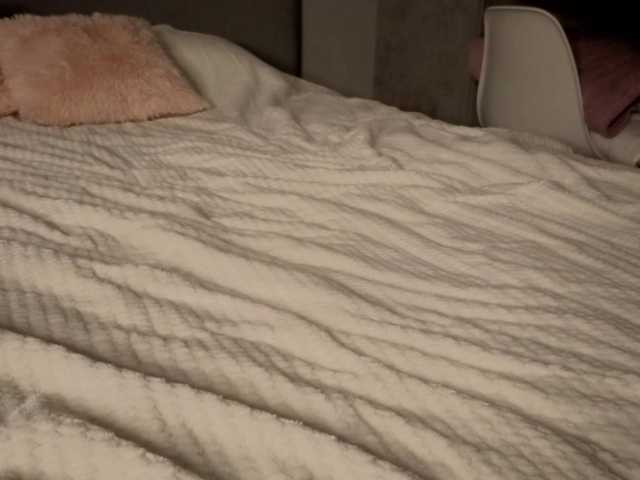 KallieTanney's BongaCams show and profile