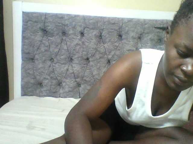 Vivid-girls live room