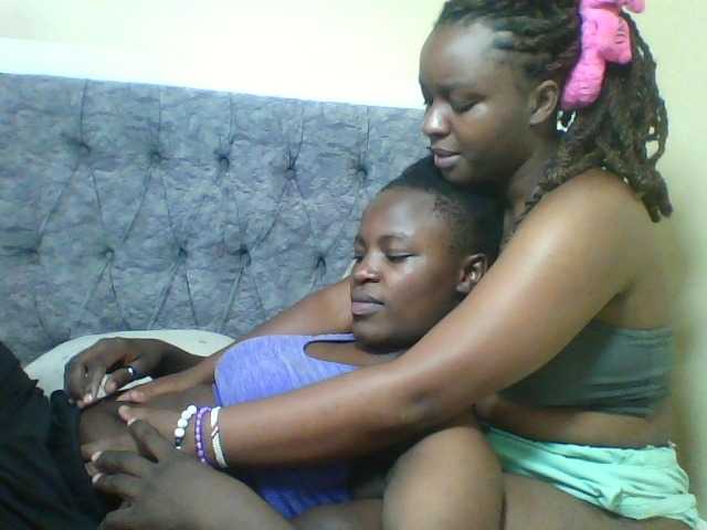 Vivid-girls live room