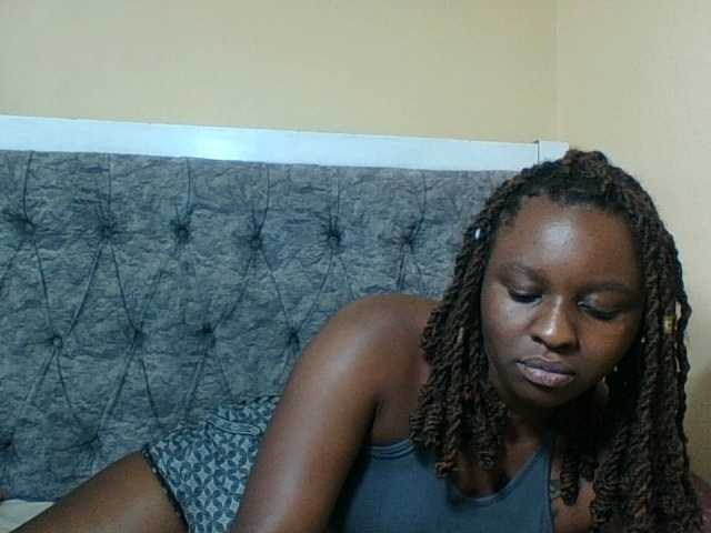 Vivid-girls webcam stream