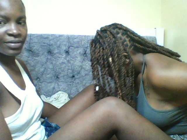 Vivid-girls live room