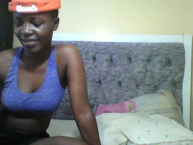 Vivid-girls live room