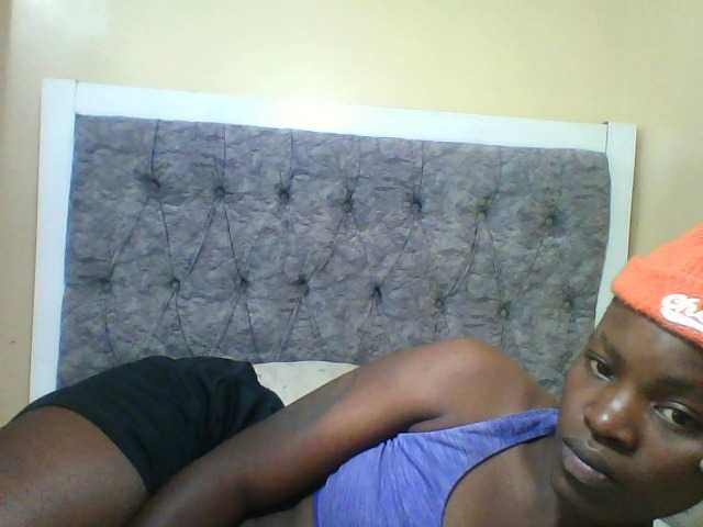 Vivid-girls live room