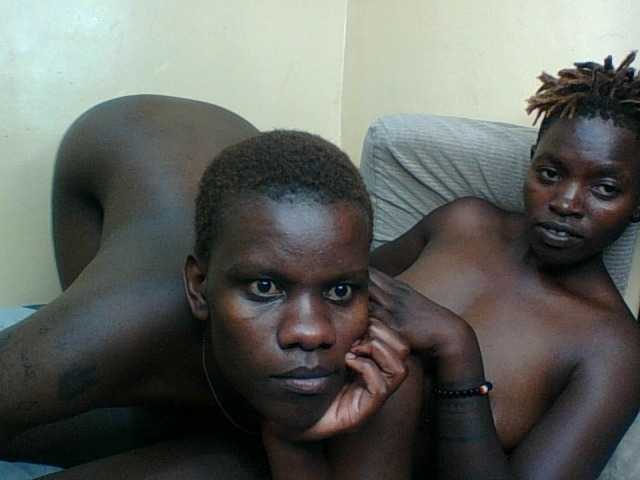 Couple-gold's Thumb Image