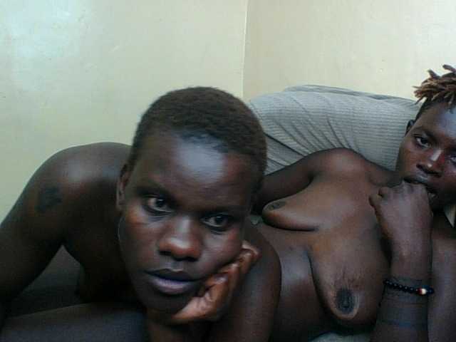 Couple-gold from BongaCams is Freechat