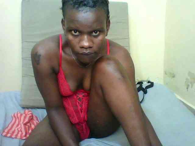 Couple-gold Live Webcam on BongaCams