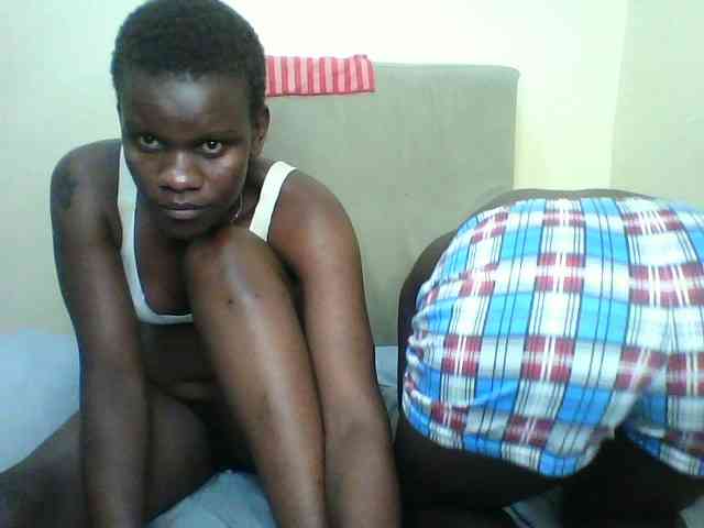 Couple-gold Live Webcam on BongaCams