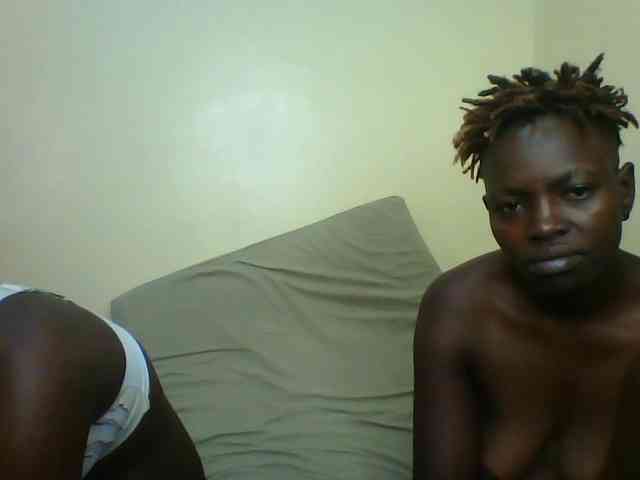 Couple-gold webcam