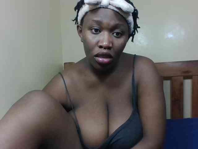 Hots-love-story Live Webcam on BongaCams