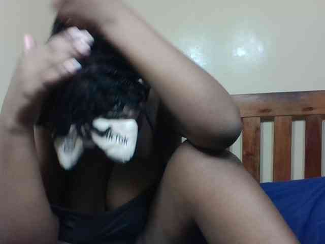 Hots-love-story Live Webcam on BongaCams