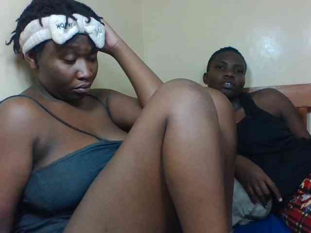 Hots-love-story Live Webcam on BongaCams