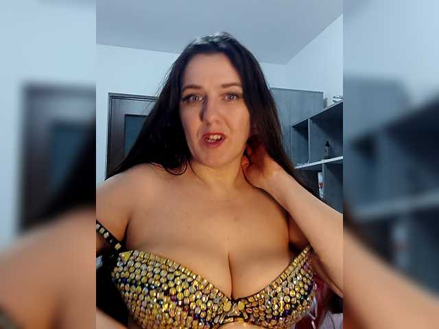 Sex chat gratuit in direct cu Angela100 pe BongaCams