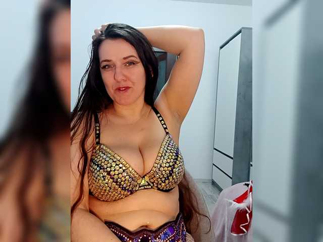 Sex chat gratuit in direct cu Angela100 pe BongaCams