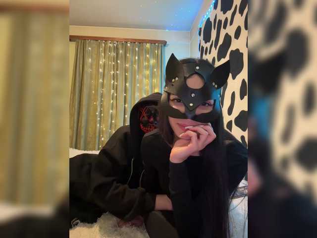 SweetVenomX's BongaCams show and profile