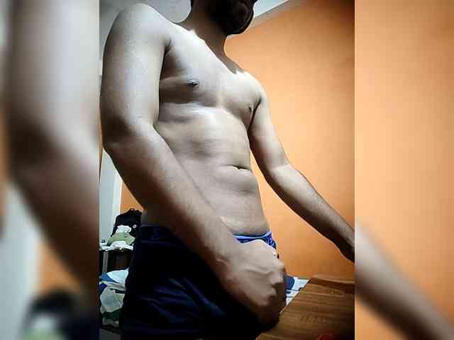 Bhondubaby Live Webcam on BongaCams