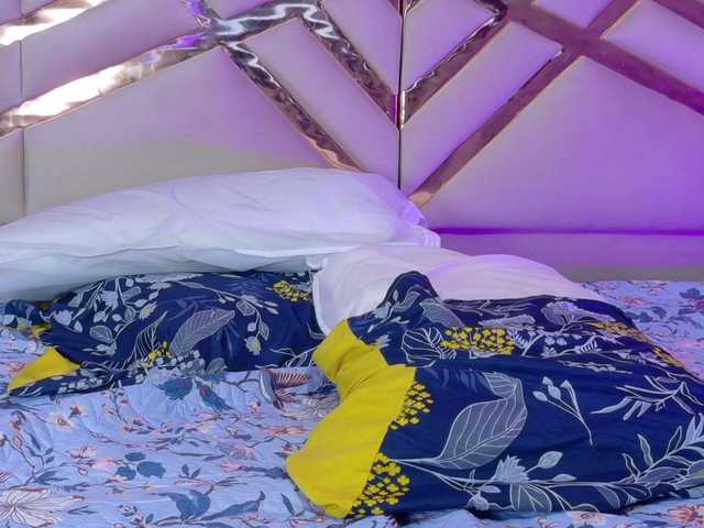 misspaula's BongaCams show and profile