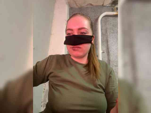 ZeLeNoGlAzAyA30 webcam