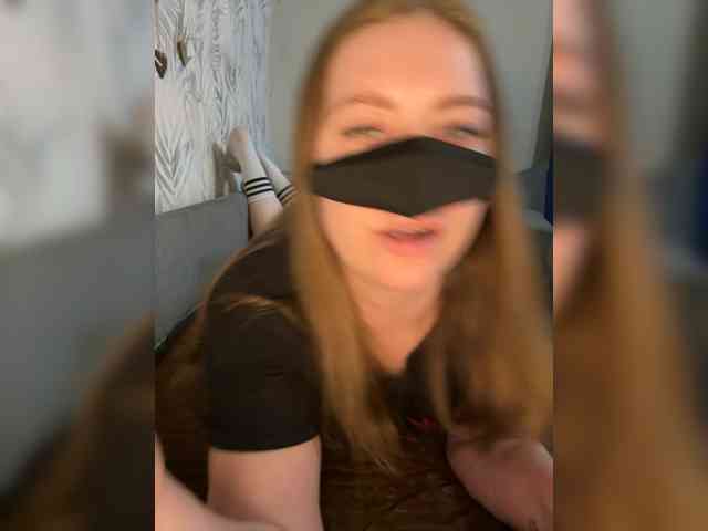 ZeLeNoGlAzAyA30 webcam