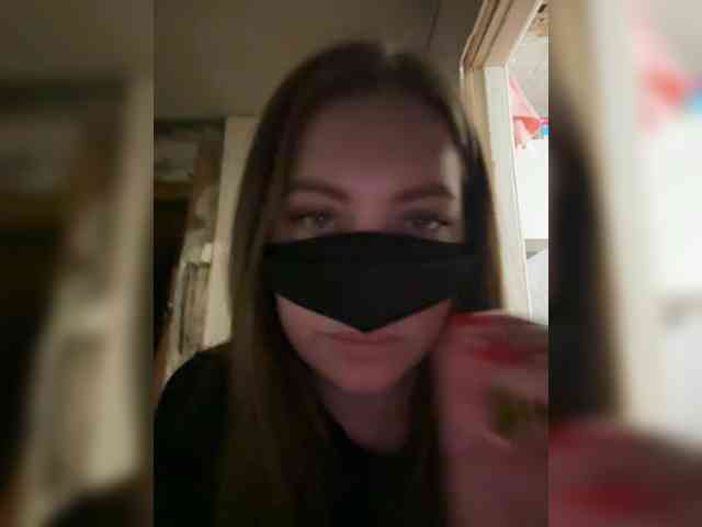 ZeLeNoGlAzAyA30 webcam