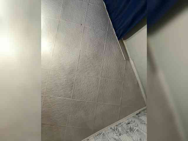 ZeLeNoGlAzAyA30 webcam