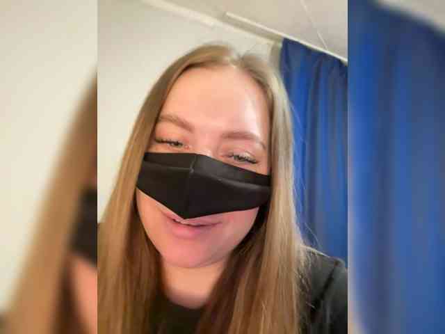 ZeLeNoGlAzAyA30 webcam