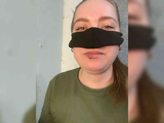 ZeLeNoGlAzAyA30 webcam