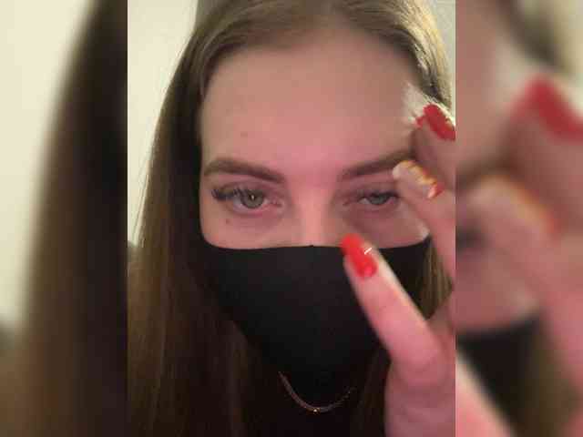 ZeLeNoGlAzAyA30 webcam