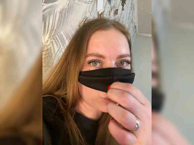 ZeLeNoGlAzAyA30 webcam