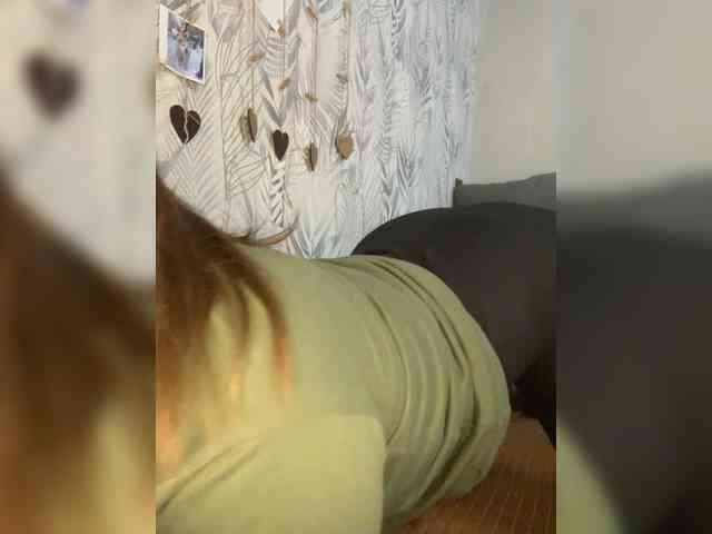 ZeLeNoGlAzAyA30 webcam