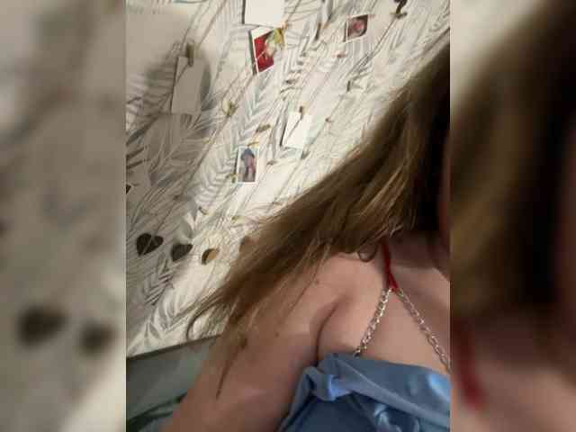 ZeLeNoGlAzAyA30 webcam