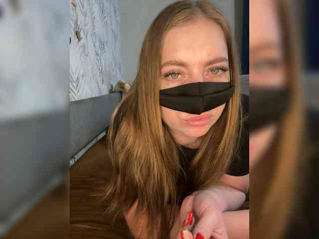 ZeLeNoGlAzAyA30 webcam