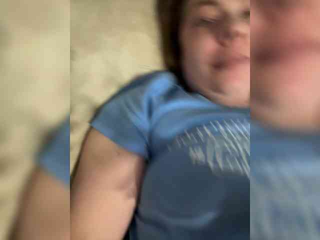 ZeLeNoGlAzAyA30 webcam