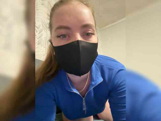 ZeLeNoGlAzAyA30 webcam